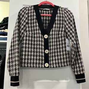 BNWOT Dex cropped blazer